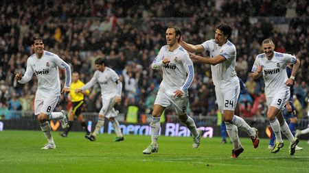 Mourinho, "înmuiat" de ținta numărul 1 a Realului!** "Vreau să joc NUMAI la Madrid!" Ce "galactic" e oferit la schimb în mutarea verii