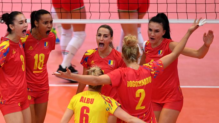 Victorie de senzație a naționalei feminine de volei la Campionatul European, în fața a 3.000 de suporteri fanatici magiari: România - Ungaria 3-1! 