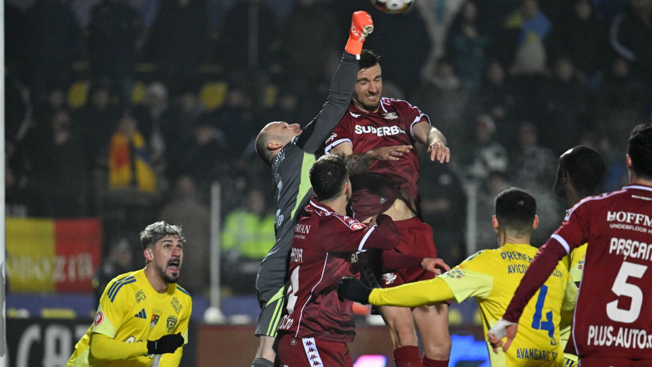 Seara și înfrângerea! Unirii Slobozia nu-i priește nocturna, Rapid ține urma liderului cu reușitele lui Daniel Paraschiv și Alex Dobre