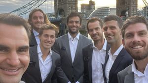 Roger Federer, imagine unică înaintea ultimului turneu din carieră! Ce apariție a avut maestrul elvețian alături de Novak Djokovic și ceilalți colegi din Echipa Europei | FOTO
