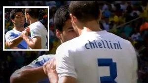 De aici a pornit tot. În urmă cu exact un an, Suarez și Chiellini au fost la un pas de bătaie. Ce i-a făcut atunci uruguayanul 