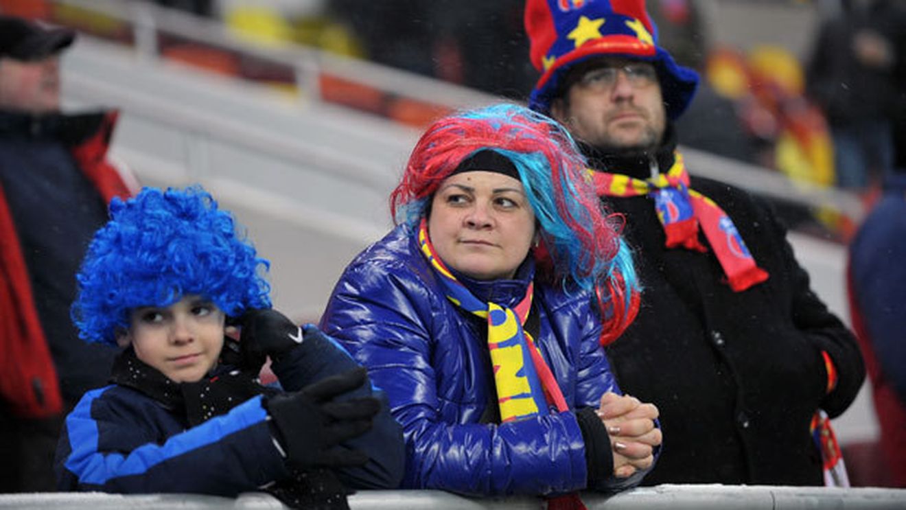 De asta nu se legaseră până acum!** O jurnalistă olandeză râde de fanii Stelei: "Făceau precum găinile și erau mult mai preocupați de mame"