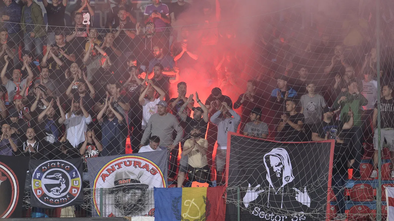VIDEO & FOTO | Moment dezgustător al fanilor lui Dinamo în timpul momentului de reculegere ținut în memoria lui Cristian Țopescu. Ce au putut striga