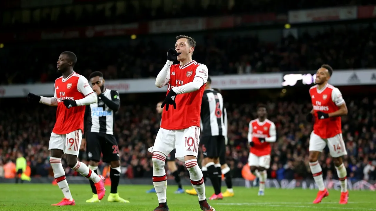 Ozil a marcat după aproape un an în Premier League! Arsenal a făcut spectacol cu Newcastle și rămâne neînvinsă în 2020