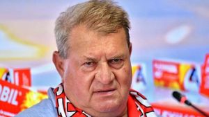 Iuliu Mureșan, făcut praf de unul dintre sponsorii de la Dinamo: „Avem jucători aduși de oameni care ne îngroapă!”
