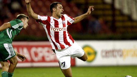 Sârbii își etalează punctele forte: "Fanii, Stankovic, Vidic, Pantelic, Zigic, Dragutinovic și Antic!"