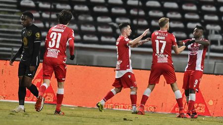 Drogat cu cocaină, atacantul a fost dat afară de Dinamo. Acum, a semnat cu un alt club din România, deși era liber de contract de 3 ani