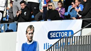 Lorena Balaci, devastată: „Te caut uneori în cuvinte, alteori în tăcere”