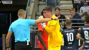 Ștefan Târnovanu, înger și demon pentru FCSB în meciul cu Viking! Gafa care îl va înfuria pe Gigi Becali | FOTO