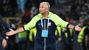 „Au plecat Sava, Muhar, Otele, Bîrligea. Cum să-mi ceri rezultate, când ai dat absolut tot ce era bun?”. Ruptura dintre Dan Petrescu și Nelu Varga e totală pentru fostul component al Generației de Aur