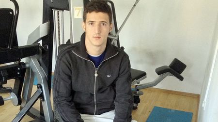 Mărturii din infern!** Întâmplări șocante la un club de tradiție din România, povestite din interior: "Intram câte cinci la duș, ca să nu consumăm multă apă"