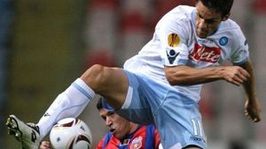 A jucat la o mare rivală a lui Napoli, acum îl sfătuiește pe Lăcătuș:** "Steaua să nu joace la egal, poate să câștige!"