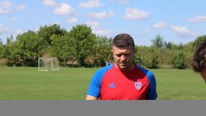 Steaua a umilit Rapid în prima etapă din Liga 4! Goluri date pe bandă rulantă. La pauză era scor de tenis. "Ne așteptam să câștigăm atât de clar"