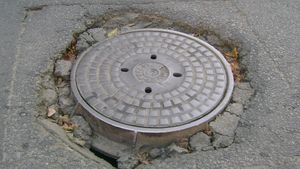 Steaua investește milioane de euro în transferuri, dar n-a plătit factura la canalizare. EXCLUSIV | Suma ridicolă pentru care clubul a fost dat în judecată 