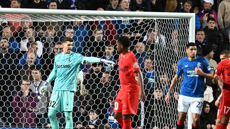 Ștefan Târnovanu a pus tunurile pe arbitrul italian, după Rangers - FCSB 4-0. „Nu s-a legat nimic pentru că am avut acel gol! Apoi, au făcut ce-au vrut ei”