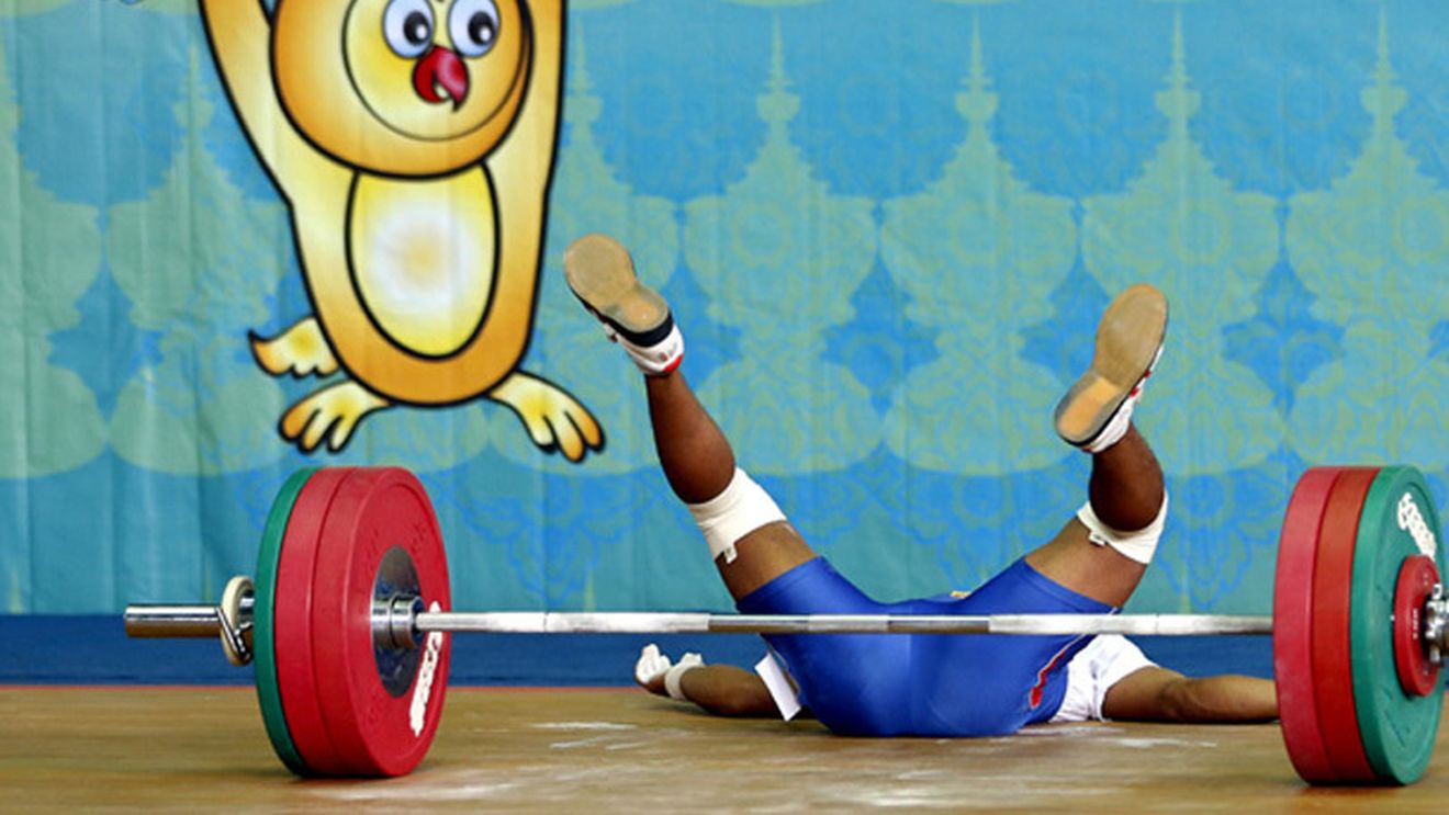 Un nou caz Zidane, la Jocurile Commonwealth-ului: un halterofil australian i-a spart nasul unui adversar cu o lovitură cu capul, după ce iubita acestuia îl felicitase pentru bronzul câștigat