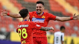 Un fost antrenor de la FCSB știe ce trebuie să facă Adrian Petre pentru a se revitaliza: „Să transforme suferința într-o mare ambiție!”