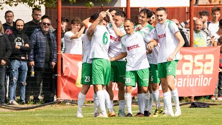 Marcatorul golului etapei în Liga 2 este inginer IT, nu se gândea că va juca în acest campionat și nu regretă că n-a ajuns mai sus ca fotbalist! ”Toată viața mi-am dorit să merg și la școală, să am o carieră. La fotbal e o loterie!”