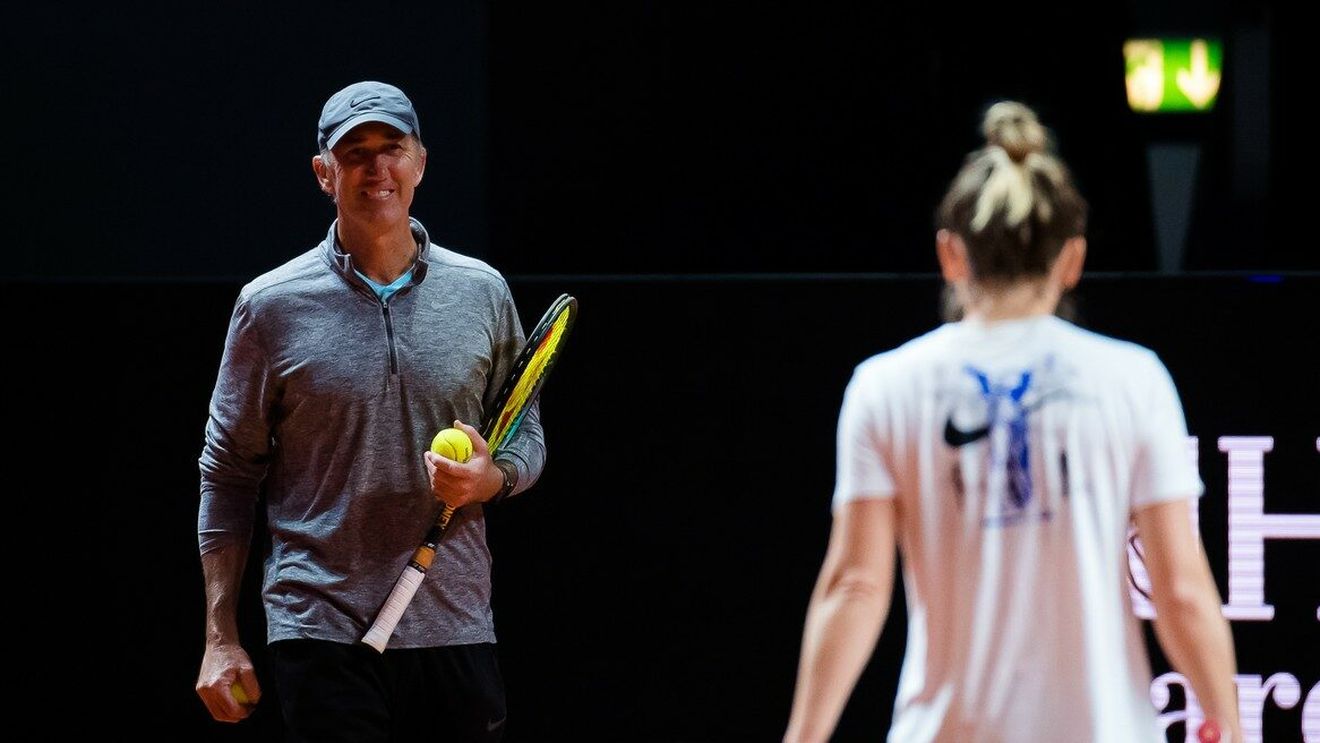 Simona Halep și Darren Cahill, cea mai ciudată strângere de mână! Reacție surprinzătoare a româncei când s-a reîntâlnit cu fostul mentor la US Open | FOTO