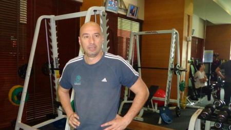 Antrenorul lui Flamurtari: "Dacă eliminăm Petrolul, avem promisă o primă de 250.000 de dolari"