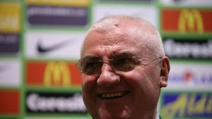 Mitică e disperat să vândă Liga I la preț de limuzină:** "Antrenorii noștri sunt la fel de buni ca Pep Guardiola"