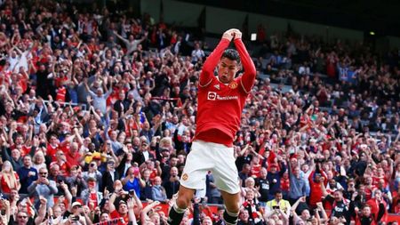 Un nou record pentru Cristiano Ronaldo! A devenit primul fotbalist care depășește 800 de goluri marcate în carieră | VIDEO