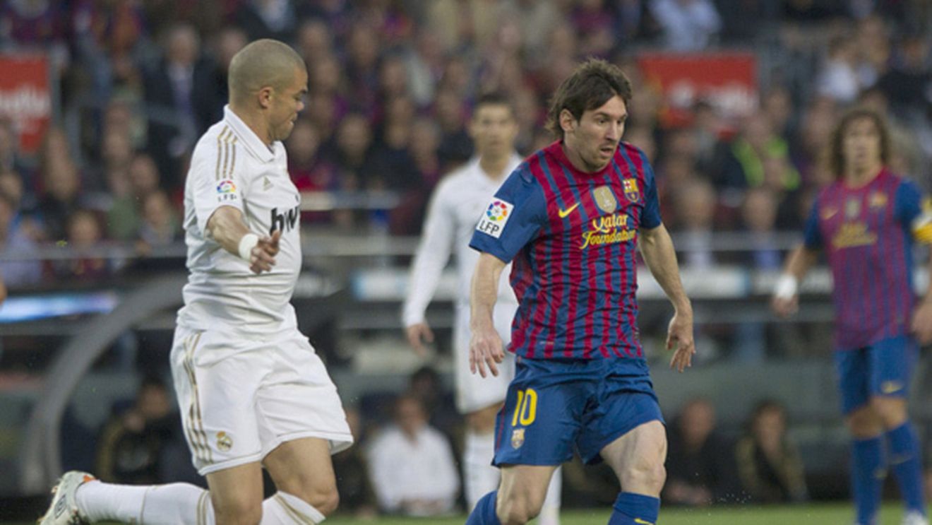 FOTO** "El Clasico",  inspirație pentru cursuri de TEATRU! Cei doi "actori" a căror imagine se promovează