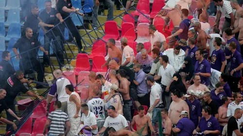 FOTO** Fanii maghiari au încercat să intre în sectorul suporterilor Stelei!