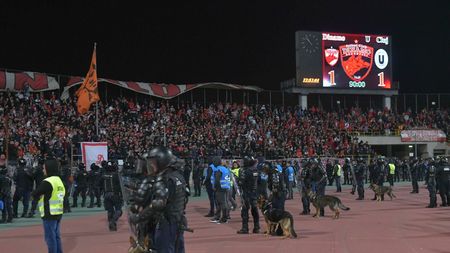 Dinamo, retrogradată și din vina suporterilor? Cum s-a ajuns în această situație: „Au pus presiune prea mare!”