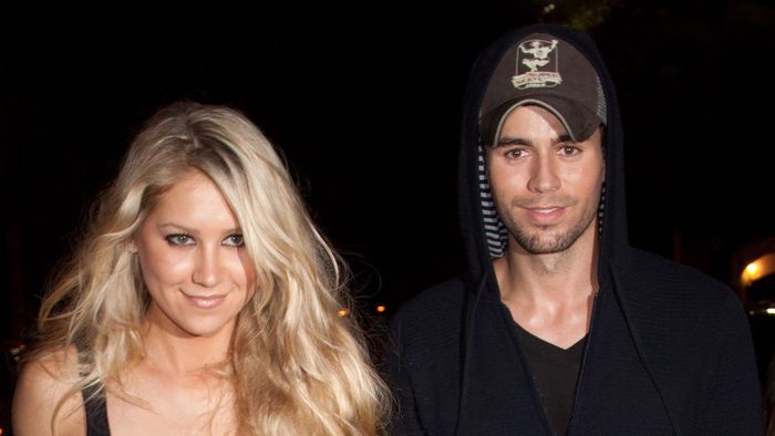 Anunț surpriză: Anna Kurnikova și Enrique Iglesias au devenit părinți de gemeni! Sarcina a fost ținută în secret