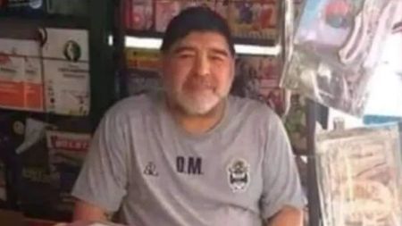 Sosia lui Maradona, „surprinsă” în Santiago de Chile! Internetul a luat foc: „Unii spun că este adevăratul Diego!”