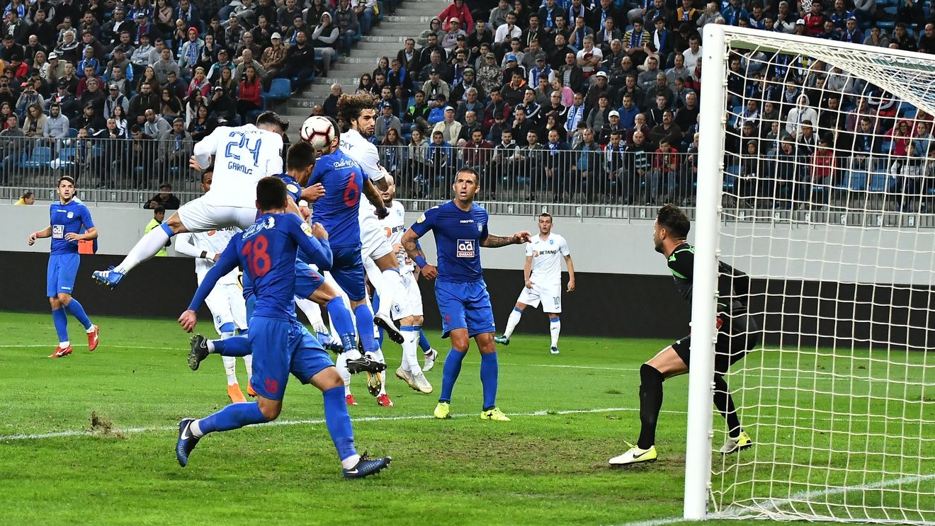 EXCLUSIV | E sigur! El pleacă primul de la U Craiova. I-a cerut lui Mihai Rotaru să-l lase liber: "Vreau să joc în străinătate". Patronul a acceptat  