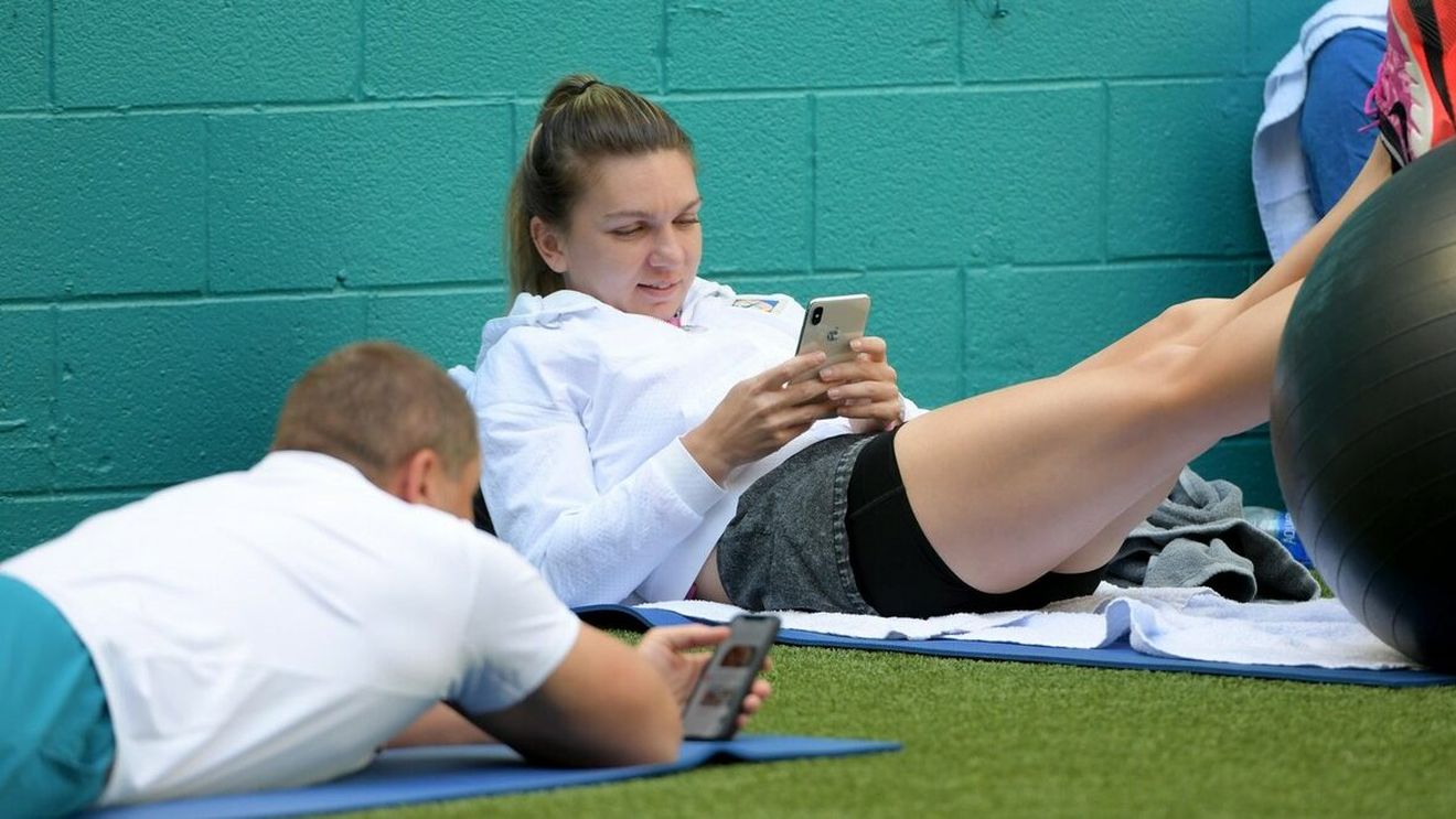 Tenisul, în ADN-ul familiei Halep! Nepoții Simonei, pregătiți să-i calce pe urme: cum au făcut-o mândră pe campioană | FOTO