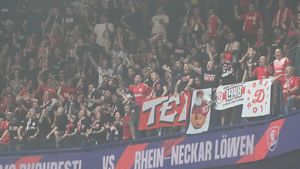 Handbaliștii lui Dinamo, reverență în fața fanilor după Final Four-ul European League. „Am vorbit între noi și am zis asta!". EXCLUSIV