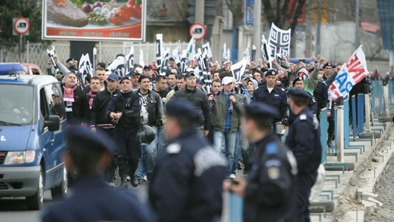 Acord între steliști și rapidiști: Încă 250 de bilete pentru fanii roș-albaștrilor!