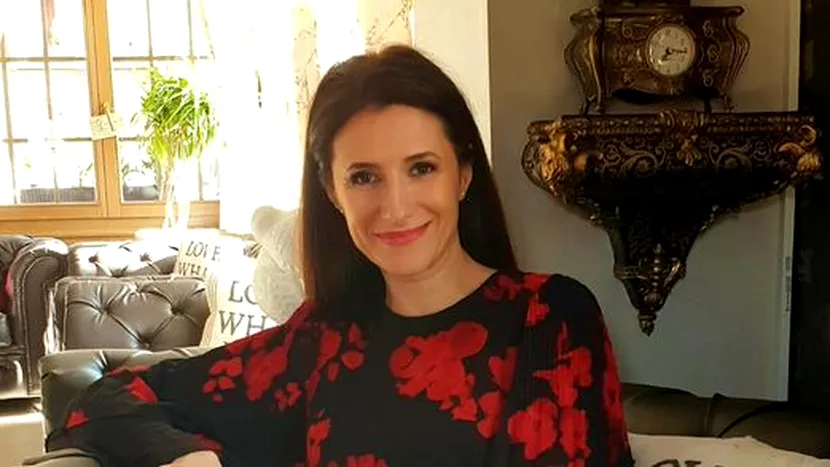 FOTO / Cum arăta Iuliana Tudor în studenție. Imagine de colecție cu vedeta