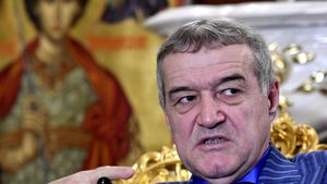 „Băsescule, ești un boșorog cocoșat!”. Gigi Becali, derapaj grosolan împotriva fostului președinte al României în războiul cu Călin Georgescu