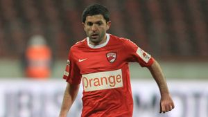 Cătălin Munteanu:** "Trebuie să ne asigurăm loc de cupă europeană din campionat, nu știm ce vom face în finala Cupei"