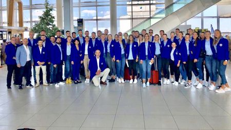 România participă cu o „flotă" impresionantă la Campionatul Mondial de canotaj. Federația „emblemă" a sportului românesc de azi încearcă să obțină calificări pe bandă rulantă pentru Tokyo 2020