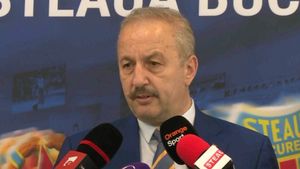 Vasile Dîncu, avertisment pentru Florin Talpan: „CSA Steaua nu ar putea să reziste în Liga 1 cu bugetul de la Ministerul Apărării, cu siguranță!”. Ce spune despre implicarea Statului în fotbalul profesionist | VIDEO