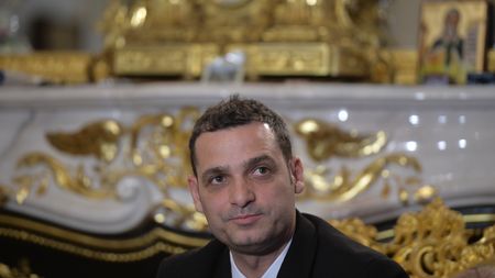 Jucătorul despre care se spunea că va transforma FCSB într-o echipă de posesie pare tot mai departe de echipa lui Becali! Teja a răbufnit: "Vorbim prea mult despre el! Nu înseamnă că vine și rupe norii"