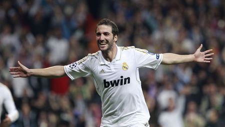 Abramovich oferă 40 de milioane de euro pentru Higuain:** "E primul pe lista de priorități!" Ce mega transfer vrea să facă Realul cu banii de pe argentinian