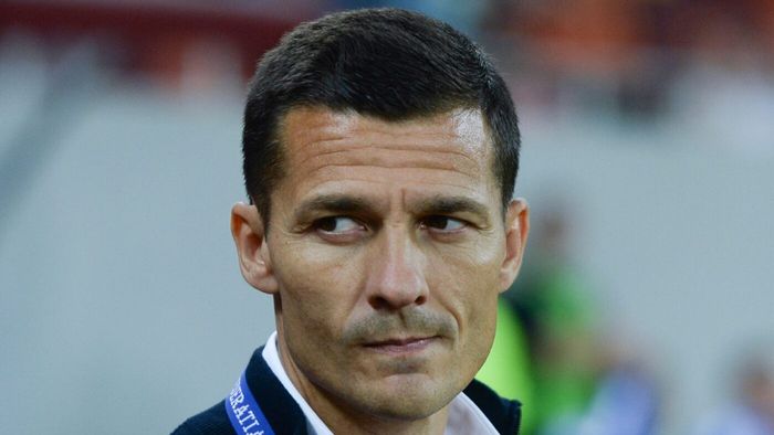 FC Argeș stă pe un butoi cu pulbere: „Favoritismele lui Croitoru au aruncat în aer vestiarul”. Gâlcă admite că a purtat discuții recente pentru banca ”vulturilor”: ”Da, am fost întrebat!” | EXCLUSIV