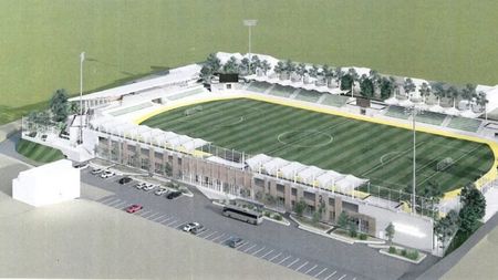 Complex fabulos de 8.000.000 de euro, într-un oraş istoric al României. Teren natural, sală de fitness şi saună de top pentru o echipă care e la un pas să retrogradeze în Liga 4