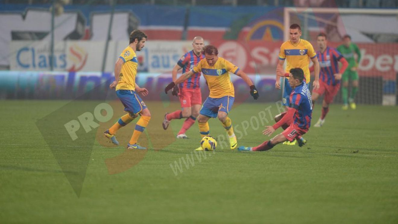 N-au vrut să intre pe teren! Solidari cu fanii, "lupii" au vrut să boicoteze meciul. Reacția lui Hoban