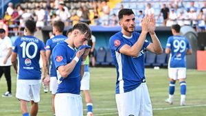 N-a vrut să i-l vândă lui Gigi Becali, iar acum, la câteva luni distanță, l-a scos după nici 30 de minute! De ce a luat Gică Hagi decizia dură