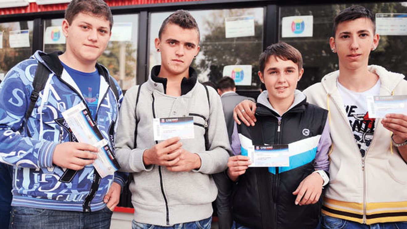 Mai steliști decât fotbaliștii!** "Le mai dăm o șansă! Dacă ne umilește și Rapidul, gata! Nu mai venim la niciun meci"