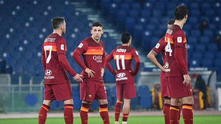 AS Roma, greșeală impardonabilă! Stafful tehnic a efectuat 6 schimbări în loc de 5 și a pierdut meciul și la „masa verde". Pe gazon, fusese învinsă oricum de Spezia