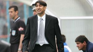 "Dinu și Dan Petrescu să vorbească când vor avea jumătate din rezultatele mele"