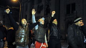 Galeria Stelei se dezice de protestele din piața Univesității!** "Ne pasă doar de fotbal și de încurajarea echipei"